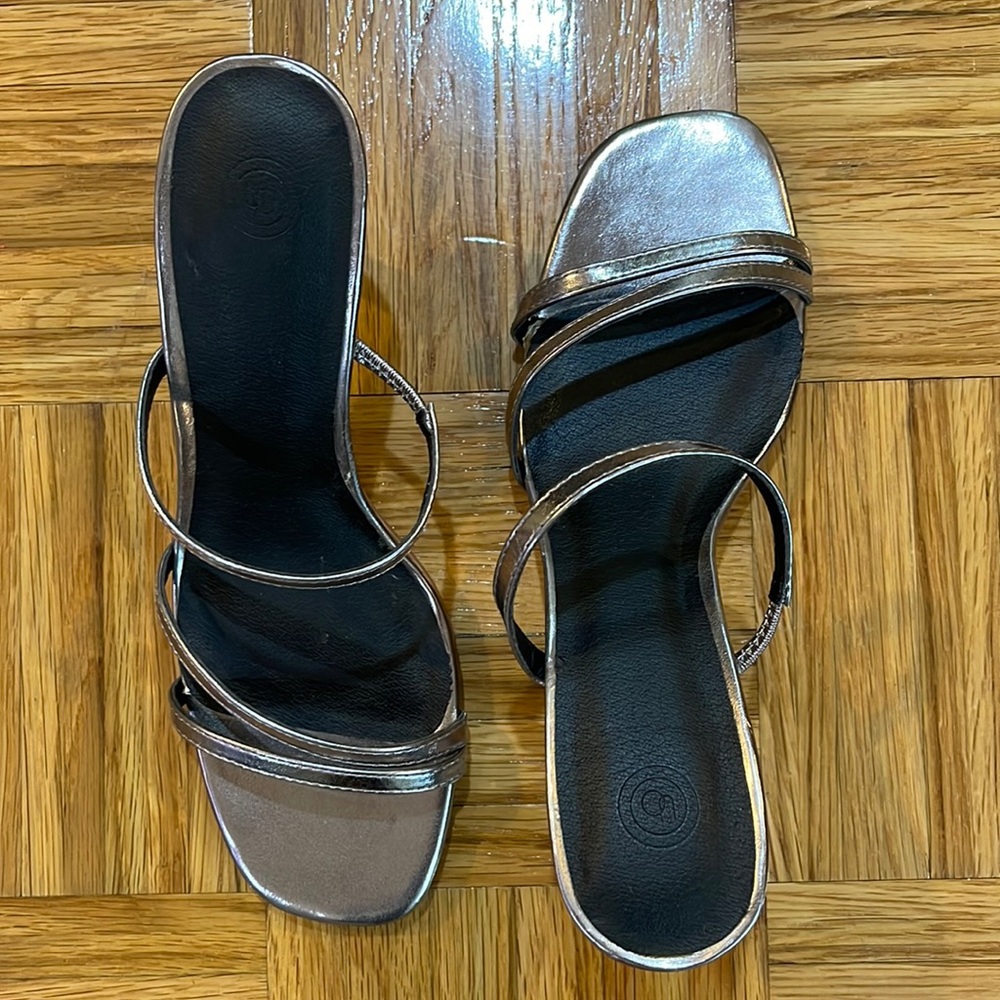 Metallic colored heels